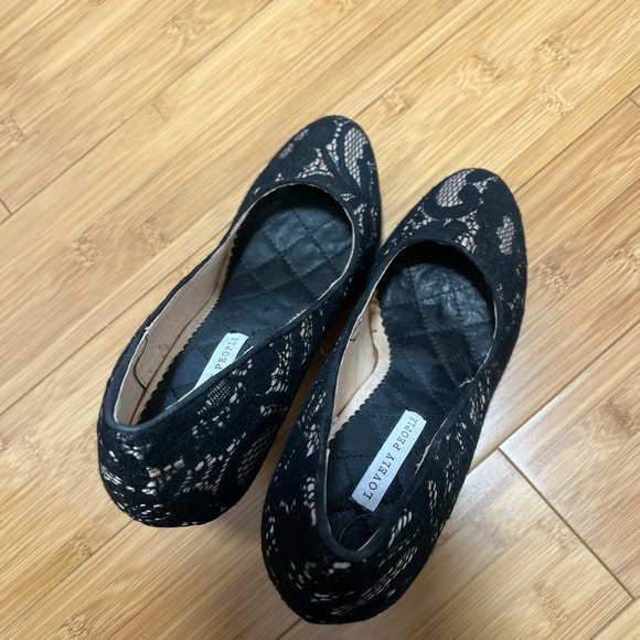 Heels - Picture 4 of 5